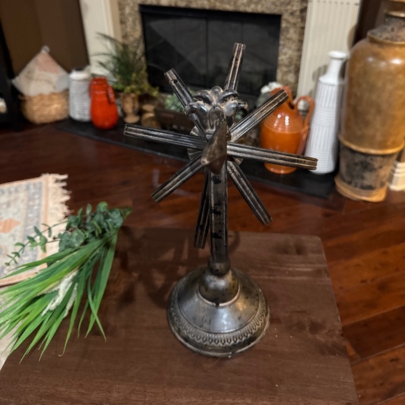 Vintage Armillary Sundial w/ Faux Bronze Finish 16.5" Tall Spins Metal - Picture 2 of 3